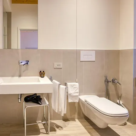 Residenza Dipiu 3* Salò