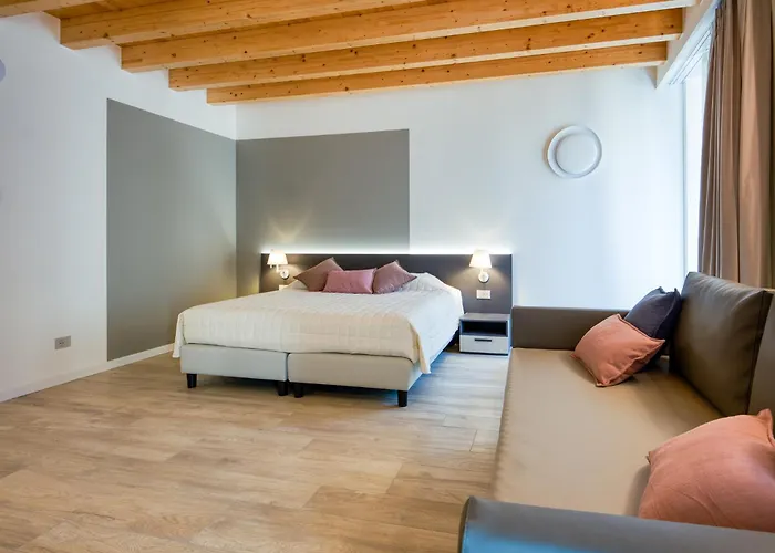 לינה וארוחת בוקר Residenza Dipiu 3*