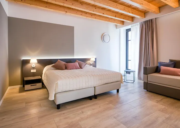 לינה וארוחת בוקר Residenza Dipiu 3*