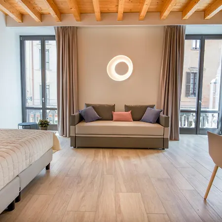 Residenza Dipiu Salò